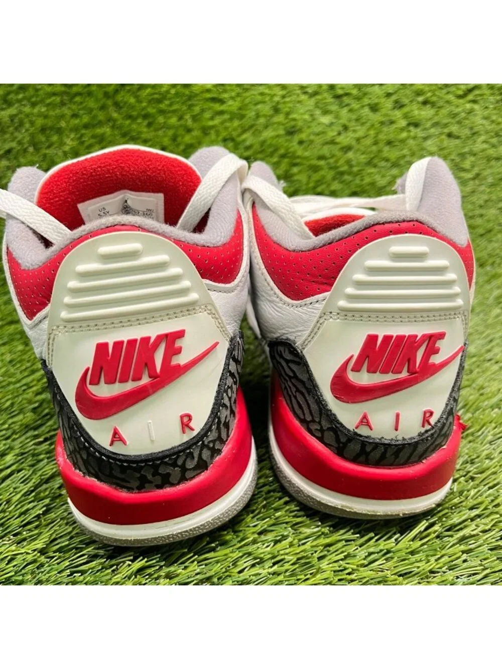 Nike Air Jordan 3 Retro Fire Red White Boys Size 5.5Y Basketball Shoes Sneakers